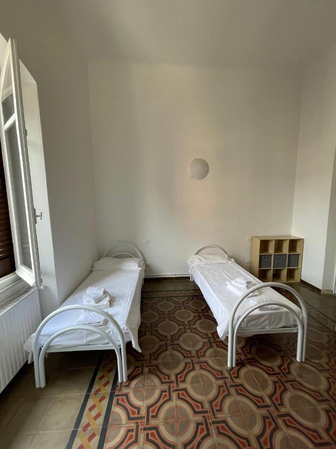 Cavour 414 Hotel La Spezia Buitenkant foto
